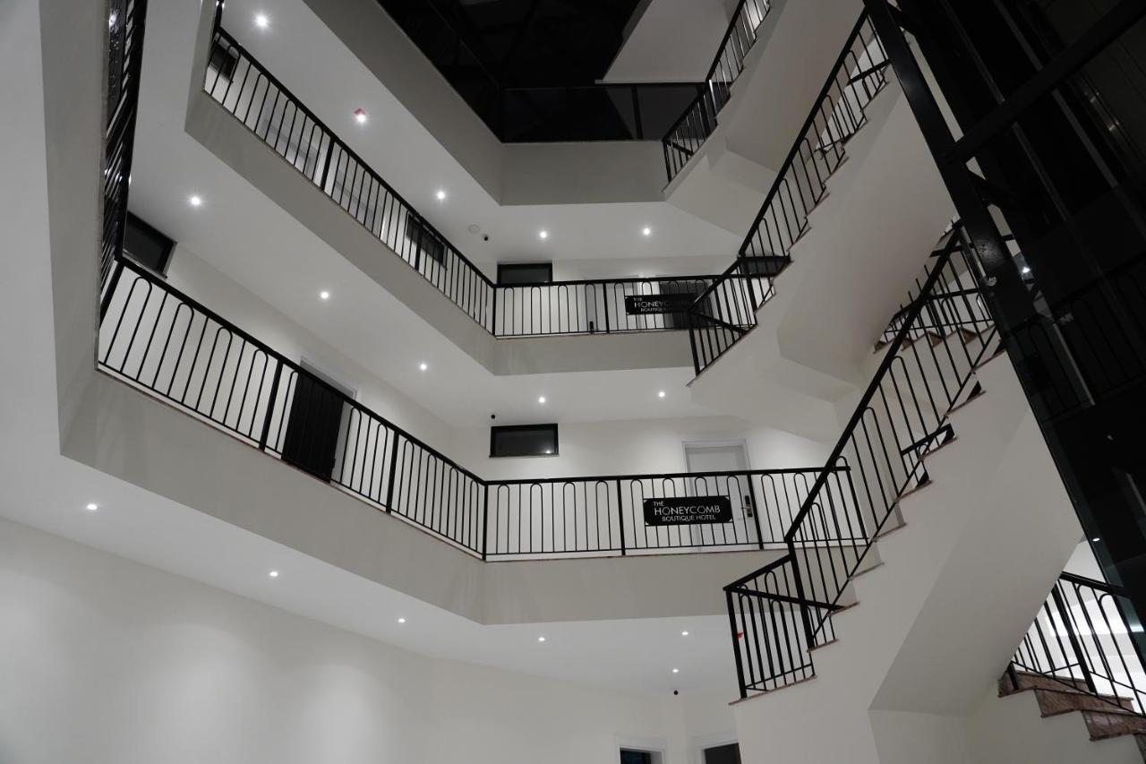 The Honeycomb Boutique Hotel Golem  Dış mekan fotoğraf
