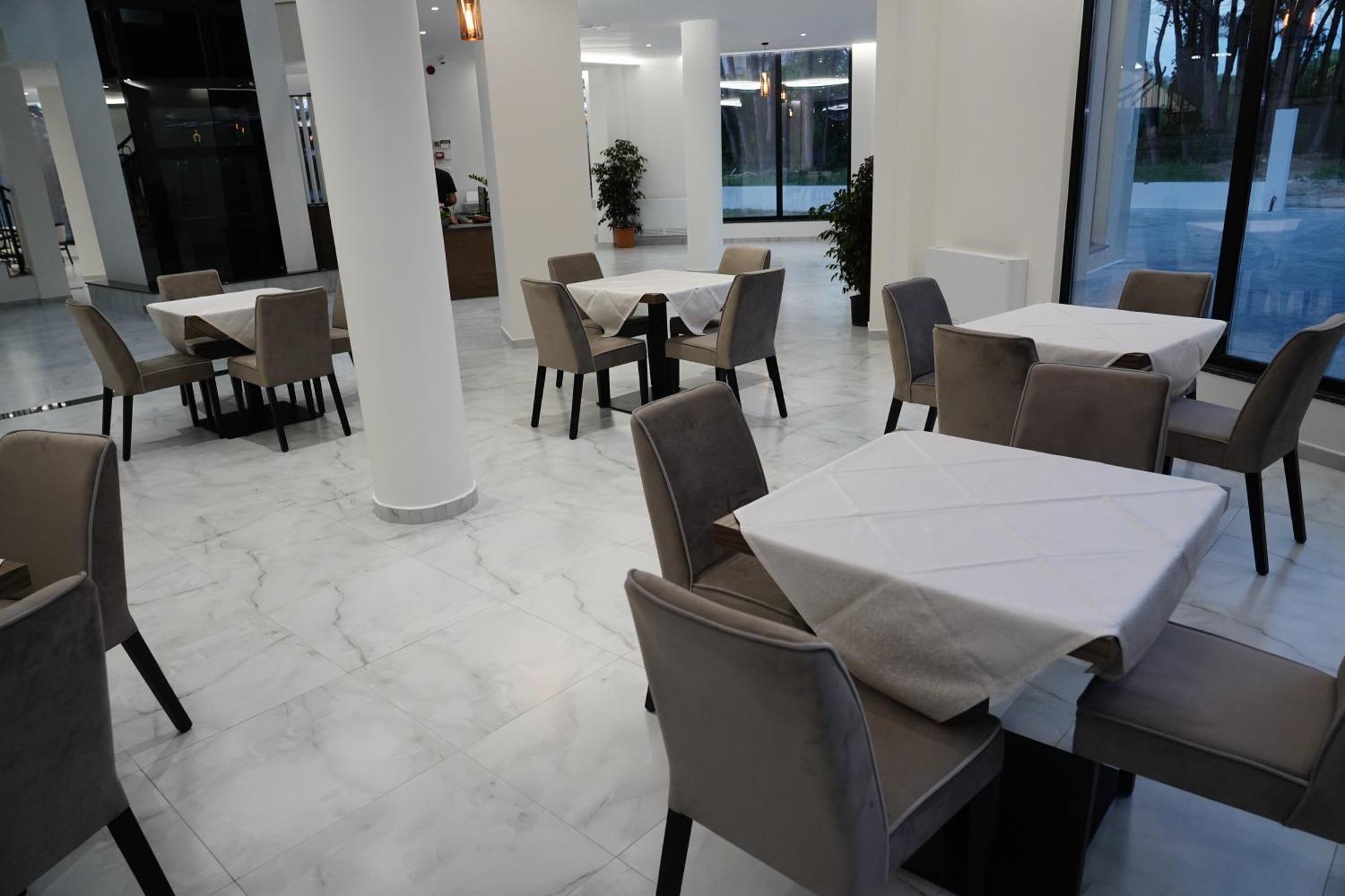 The Honeycomb Boutique Hotel Golem  Dış mekan fotoğraf