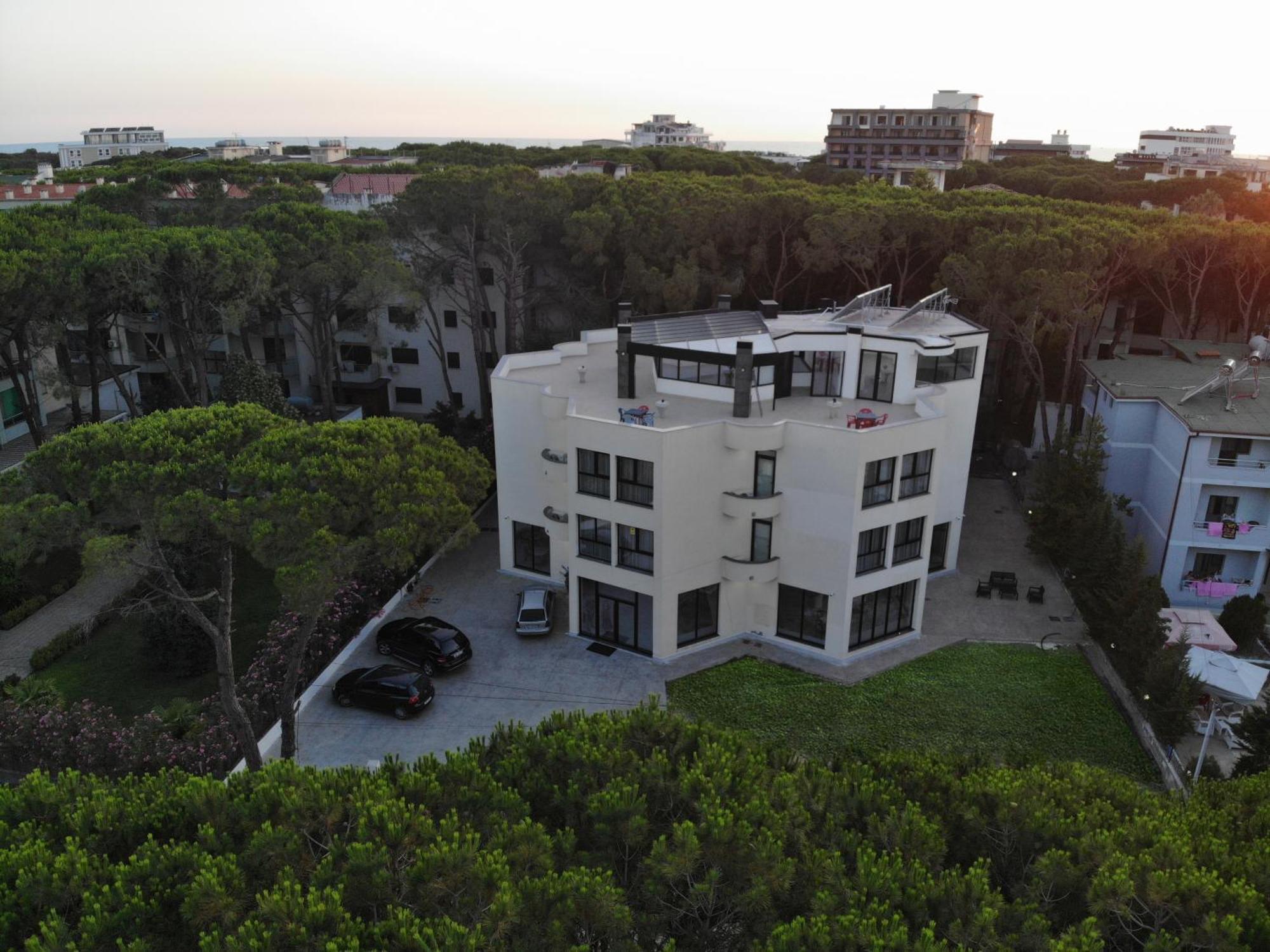 The Honeycomb Boutique Hotel Golem  Dış mekan fotoğraf
