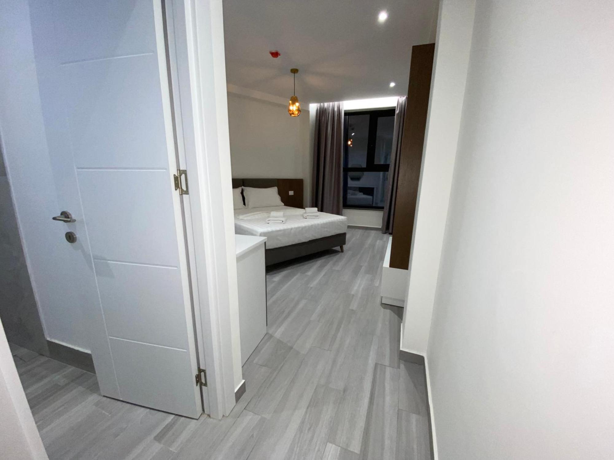 The Honeycomb Boutique Hotel Golem  Dış mekan fotoğraf