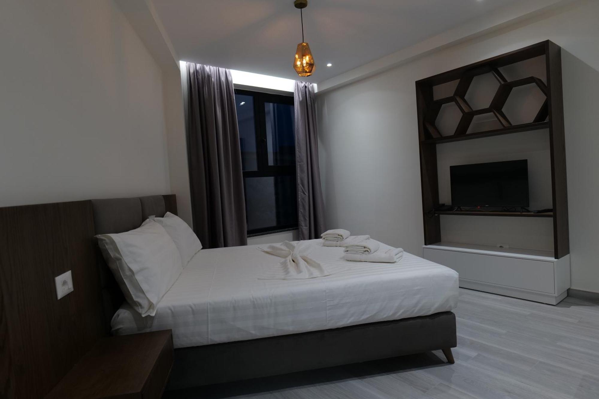 The Honeycomb Boutique Hotel Golem  Dış mekan fotoğraf